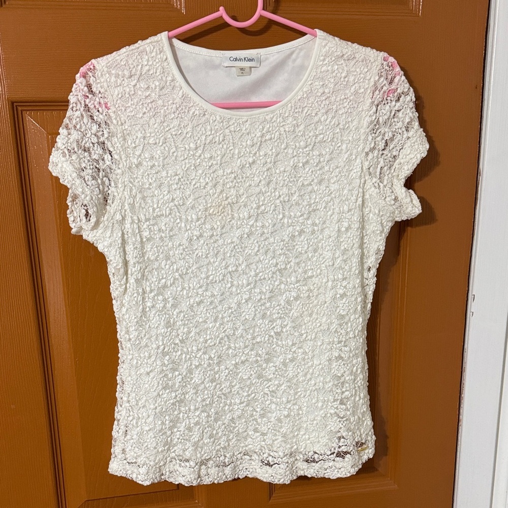 Calvin Klein Women's Cream Textured Blouse